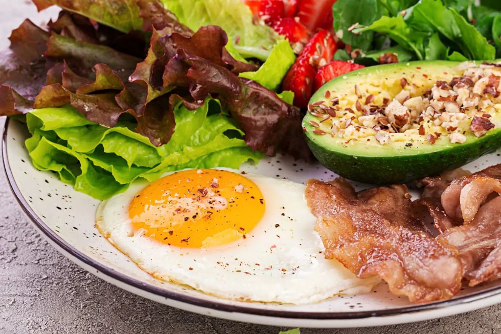 Bacon and Avocado Breakfast Bowl