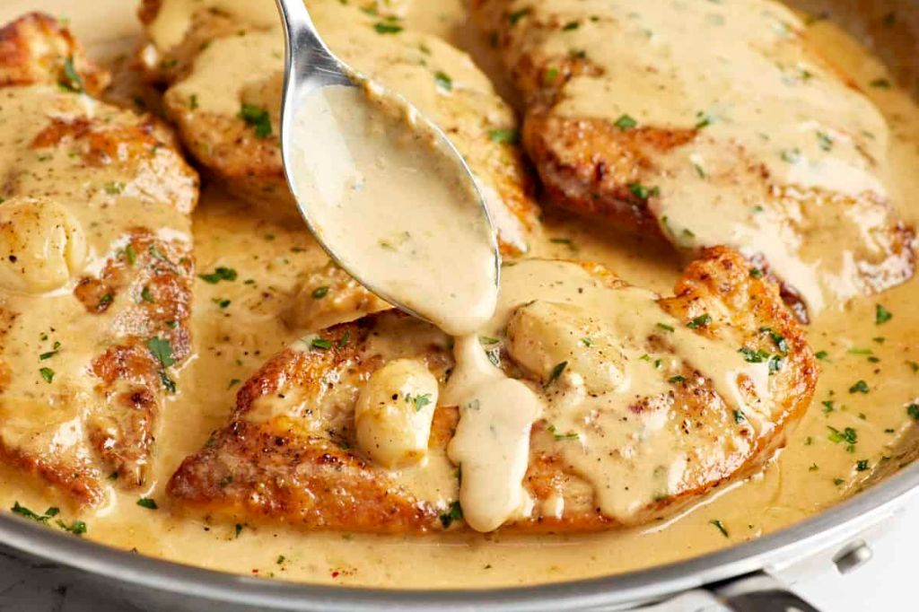 Classic Grilled Chicken with Creamy Garlic Butter Sauce
